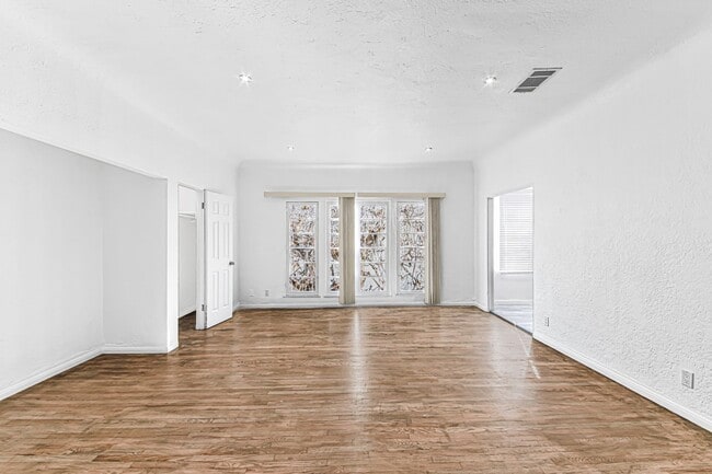 Photo - 1503 S Shenandoah St Unit 204