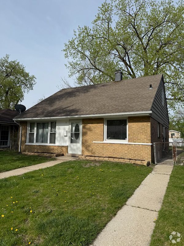 Building Photo - 14612 Dorchester Ave Rental