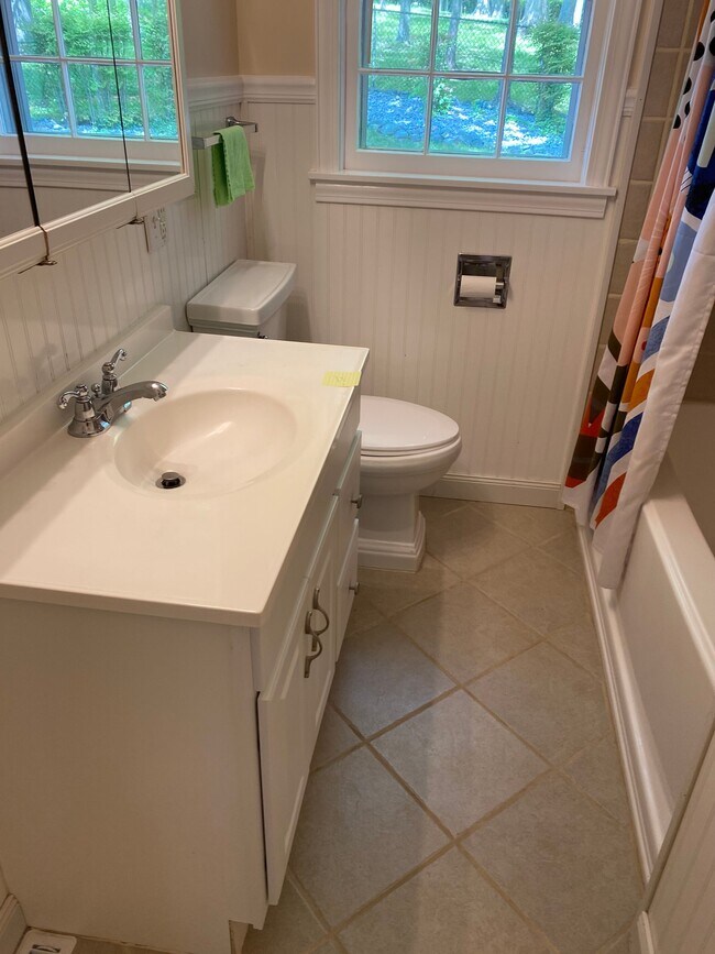 Photo - 305 E 11th Ave