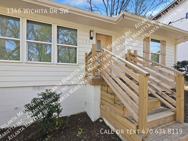 Photo - 1346 Wichita Dr SW