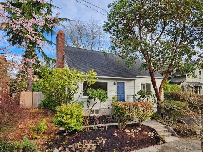 Photo - 808 W Armour St