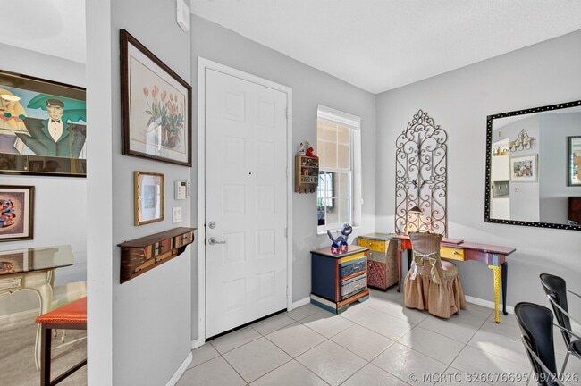 12418 Crystal Pointe Dr Unit 102