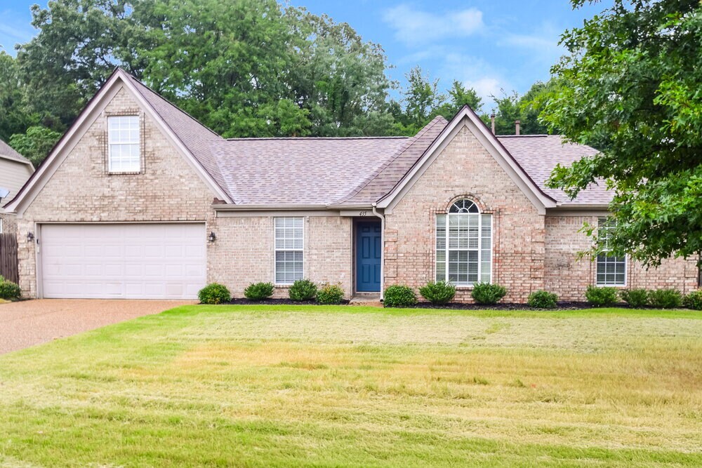 Photo - 435 E Tate Dr House