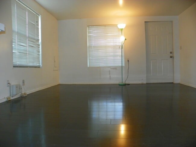 Photo - 311 Frederick Ave