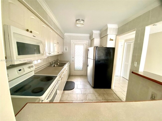 Photo - 400 Golden Isles Dr Unit 43