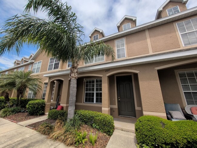 Building Photo - Elegant 2 Bed 2.5 Bath In Largo