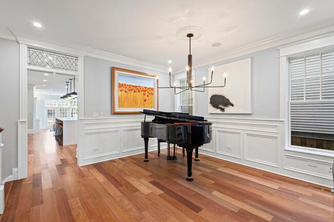 Photo - 4322 N Hermitage Ave