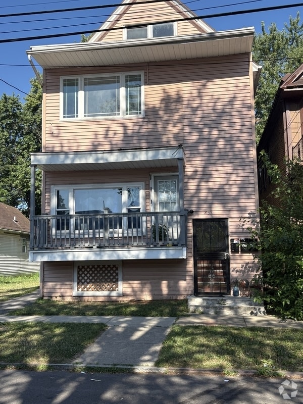 Building Photo - 232 Dewitt St Unit 2 Rental