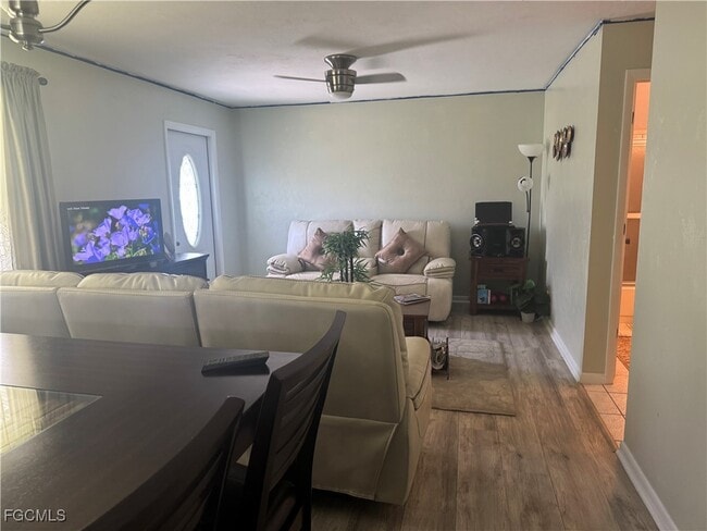 Photo - 1 Aztec Lily Ln