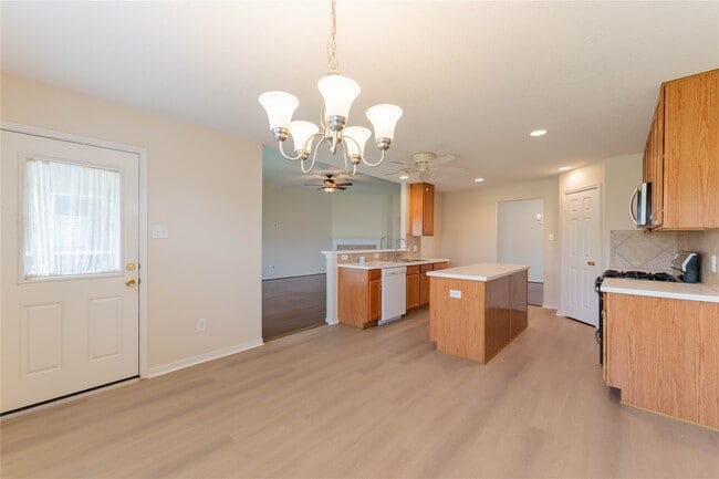 Photo - 15334 Redbud Dale Ct