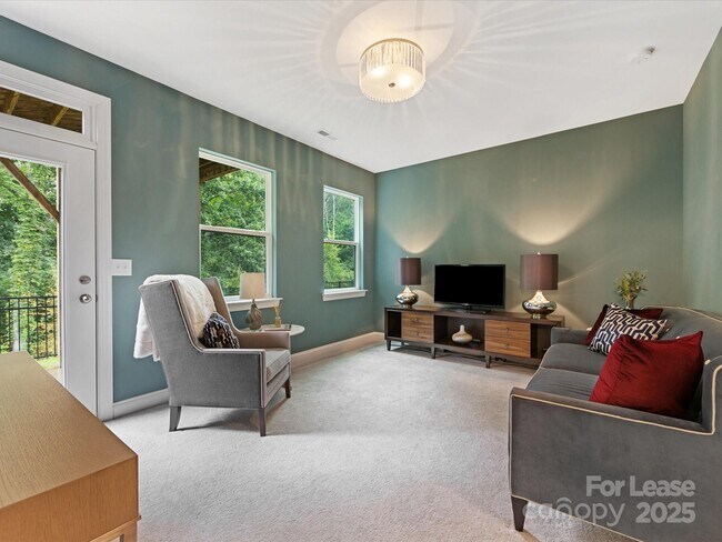 Photo - 2314 Creekmere Ln