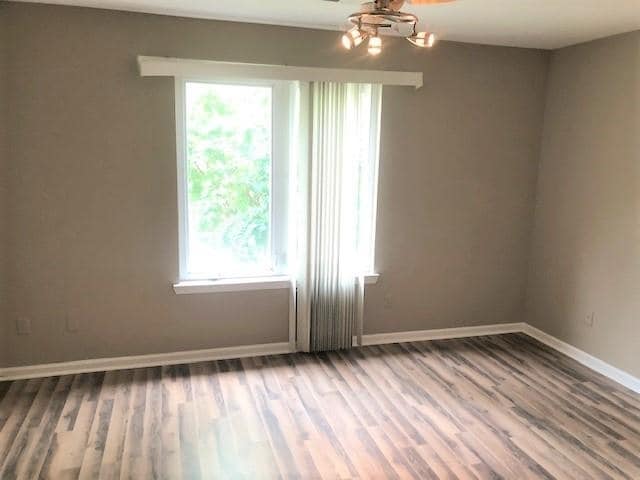Photo - 1594 Kirby Pkwy