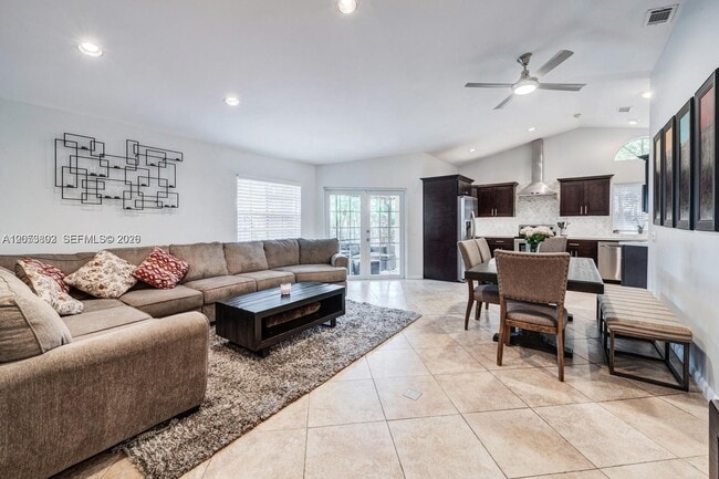 Photo - 1377 Garden Rd