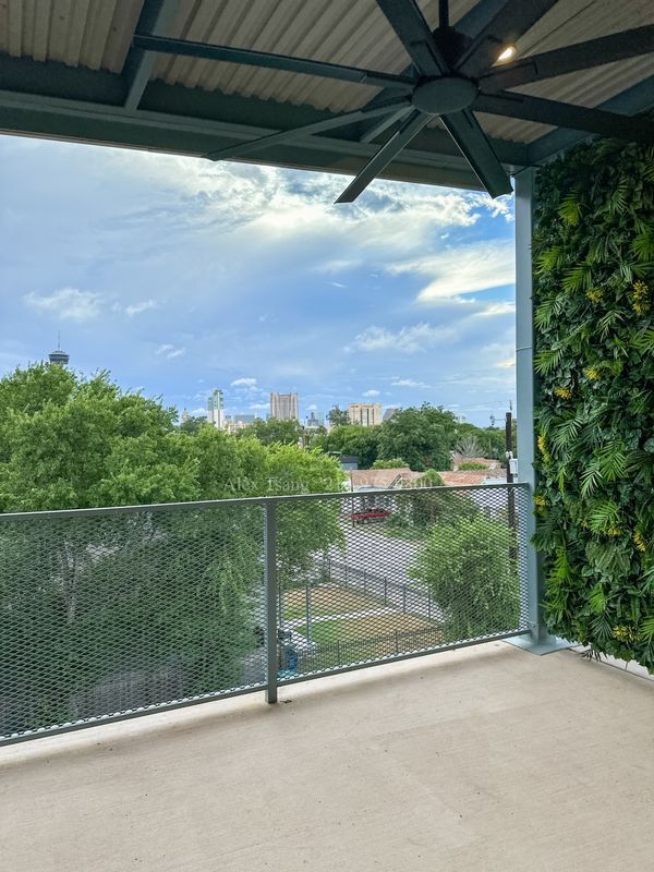 Photo - 630 Montana St