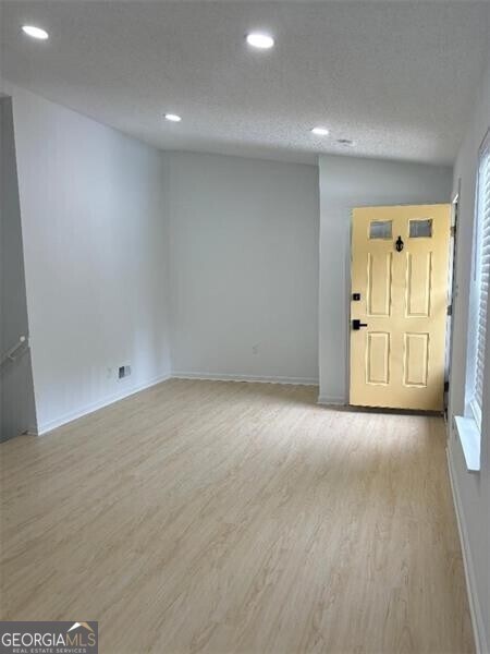 Photo - 2000 Cheatham Woods Dr SW