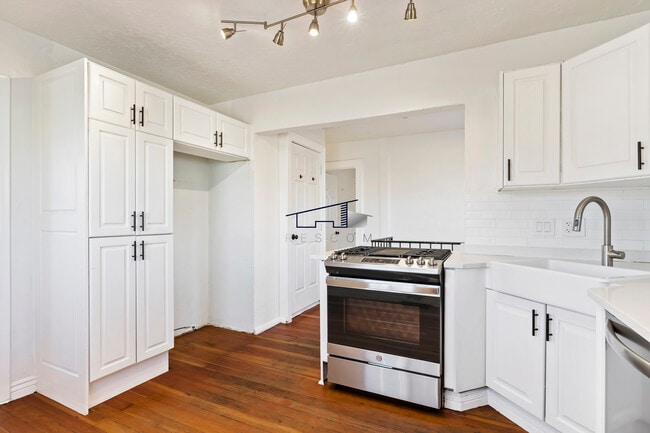 Photo - 1132 W 1800 N