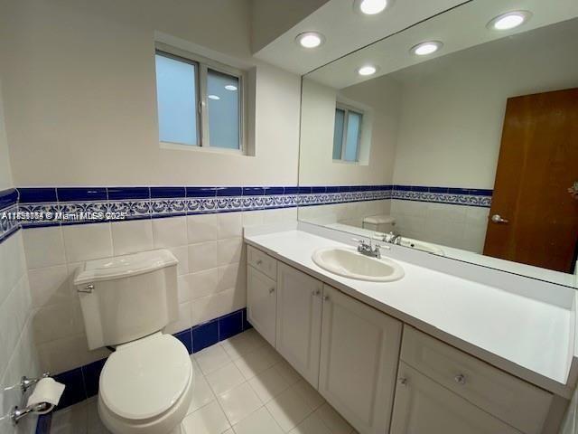 Photo - 402 Majorca Ave