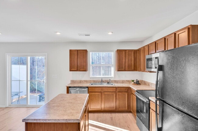 Photo - Modern 3BR, 2.5BA Townhouse in Walnut Hill Townes
