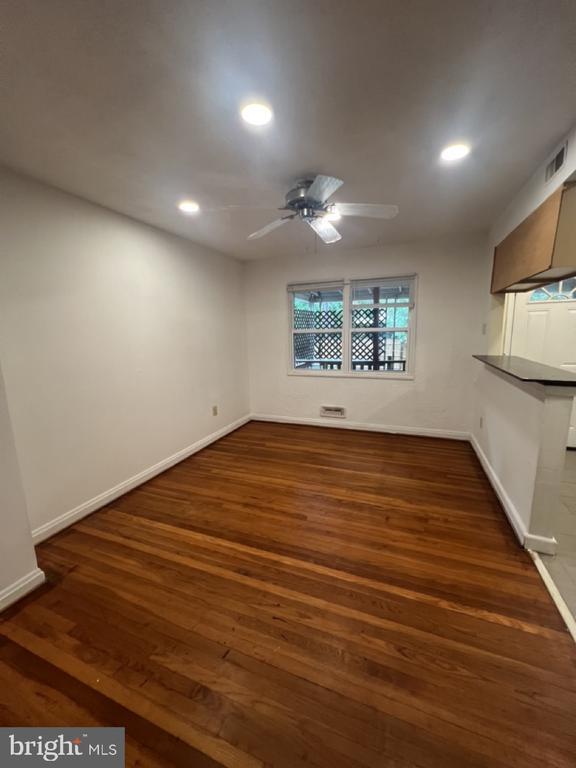Photo - 927 Southridge Rd