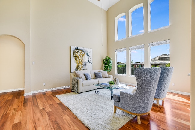 Photo - 3664 Rosalina Loop