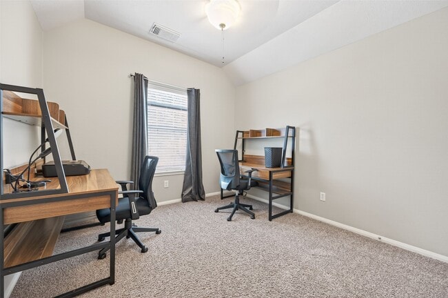 Photo - 155 E Concord Valley Cir