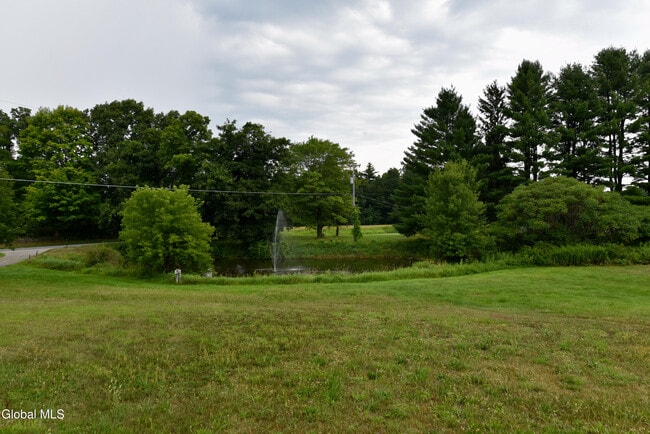 Photo - 434 Burgoyne Rd