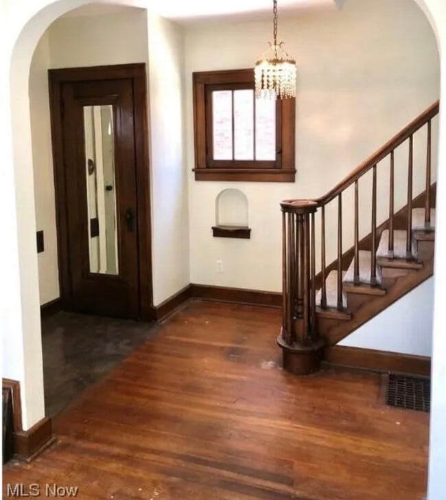 Photo - 280 Upland Ave