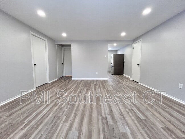 Photo - 120 Gallup Hill Rd Unit APT 3C