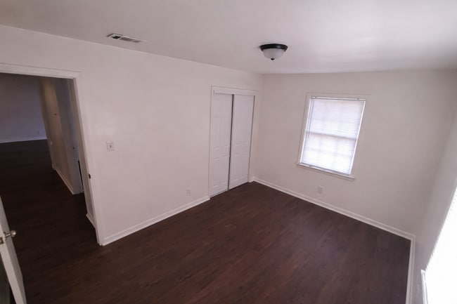 Photo - 134 Kirkwood Cir