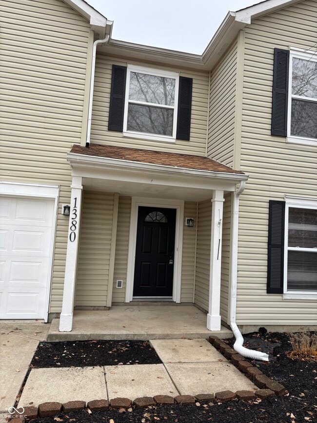 Photo - 1380 King Maple Dr