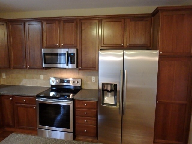 Photo - 322 Stoke Hammond Ct