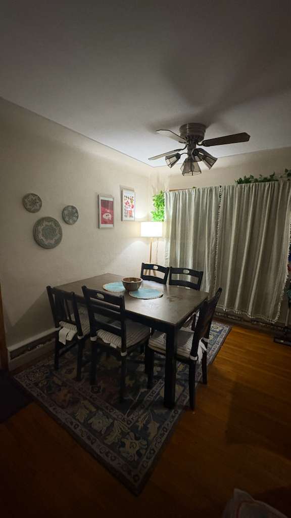 Photo - 1320 Main St