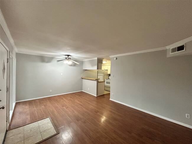 Building Photo - 807 Heights Blvd Unit True