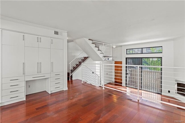 Photo - Gorgeous NOHO Townhome for Rent