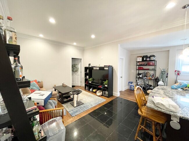 Photo - 33 Sumner St Unit O