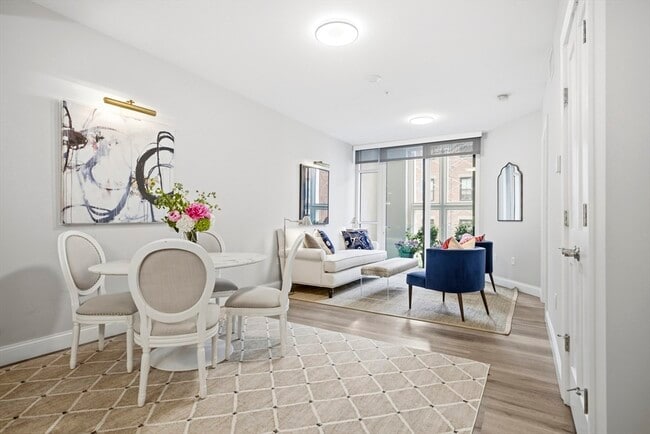 Building Photo - 771 Harrison Ave Unit 303