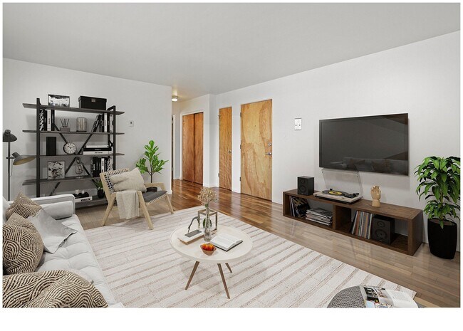 Photo - Bayaud Plaza