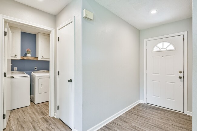 Photo - 5703 Alpine Heights Dr