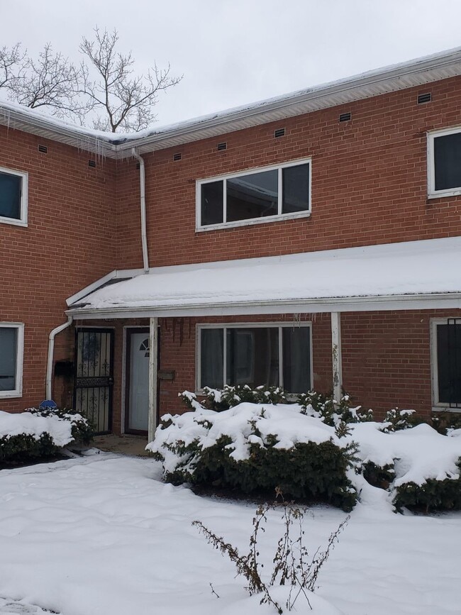 Photo - 23755 Banbury Cir Unit Cir 15