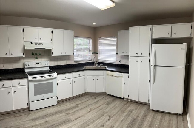Photo - 8108 Tom Sawyer Dr