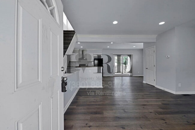 Photo - 1555 Myrtle Ave