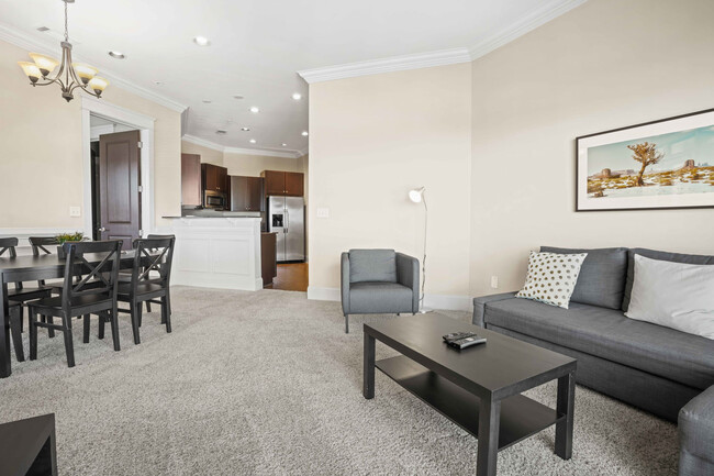 Building Photo - 625 Piedmont Ave NE Rental