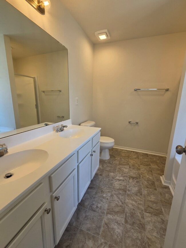 Photo - 2701 Buckleigh Dr