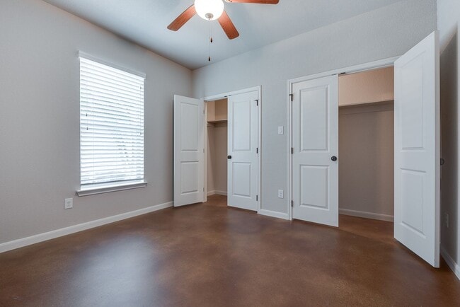 Photo - ** MOVE IN SUMMER 7/17/2027 ** 5 Bed 3 Bat...