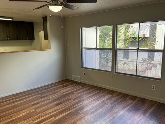 Photo - 8415 Braewick Dr