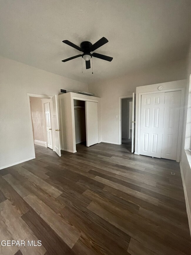 Photo - 1522 Yandell Dr