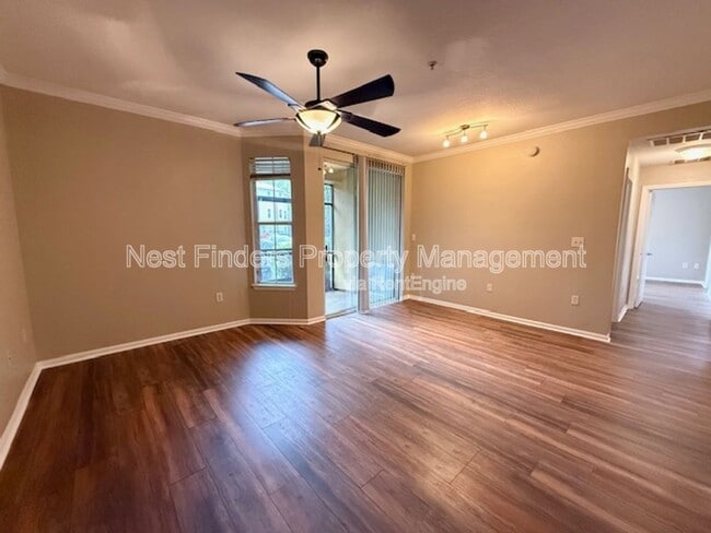 Photo - 8539 Gate Pkwy W Unidad 1415