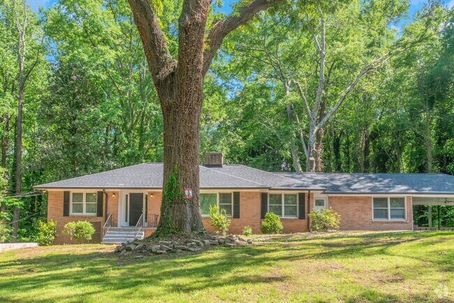 Building Photo - Spacious 4 Bed 3 Bath SFH! Rental