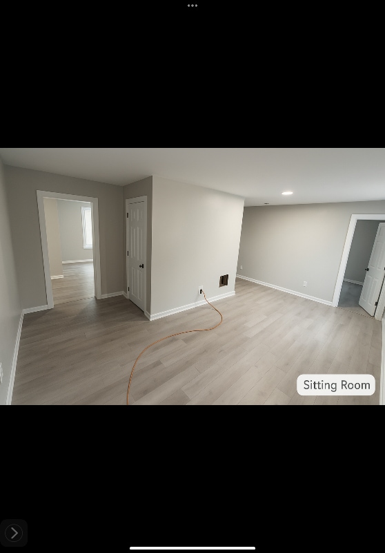 Photo - 431 W Raleigh Blvd