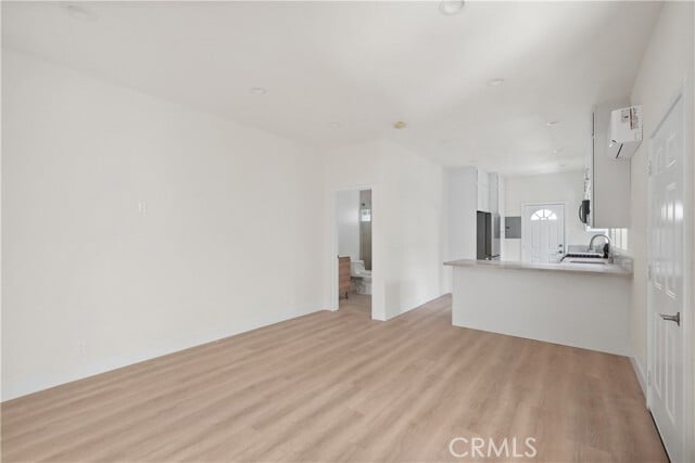 Photo - 1530 N Mariposa Ave